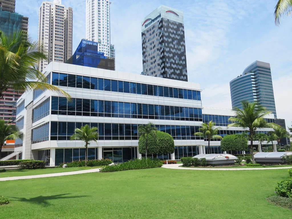 costa del este multinationals
